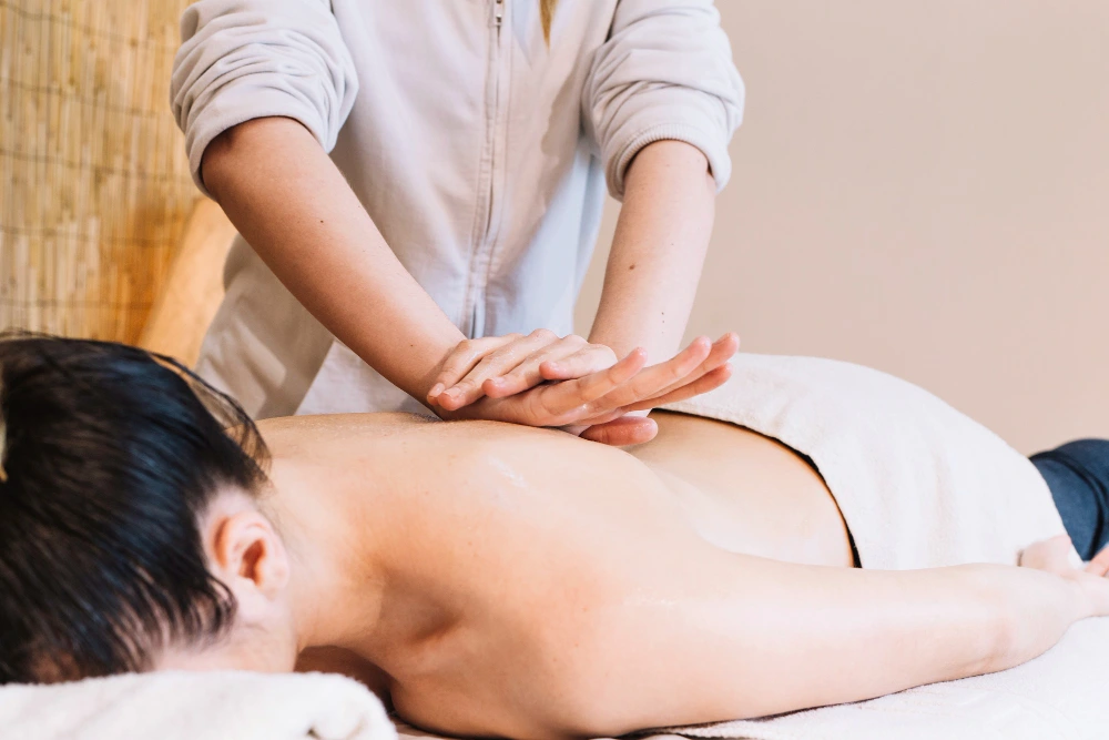 Spa Massage in Laguna